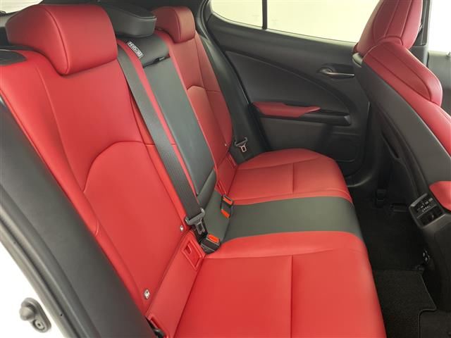 صورة مصغرة 14 لـ 2018 Lexus UX