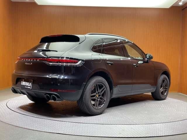 صورة 2 لـ 2019 Porsche MACAN