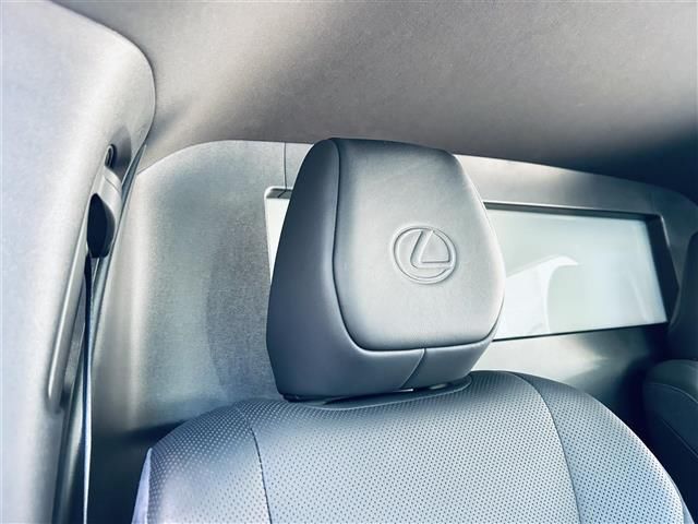 صورة مصغرة 15 لـ 2024 Lexus LM