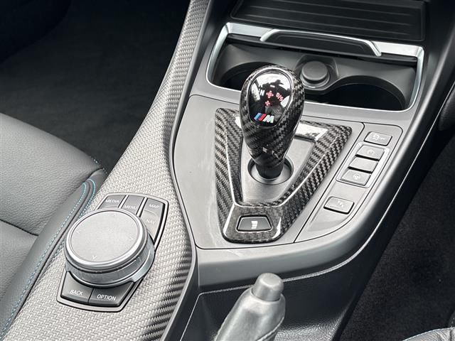 2021 BMW M2 — миниатюра 12