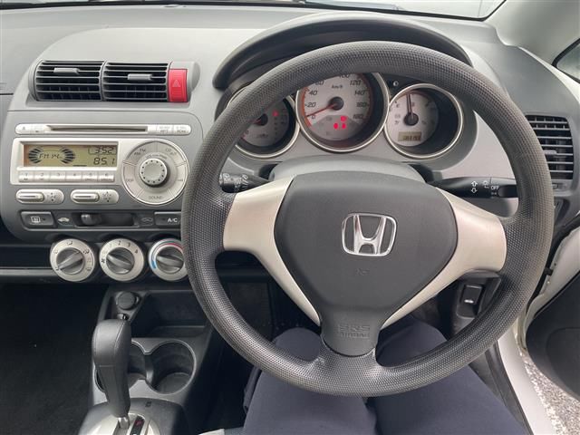 2004 Honda FIT 照片 3