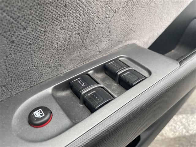 صورة مصغرة 17 لـ 2004 Honda FIT