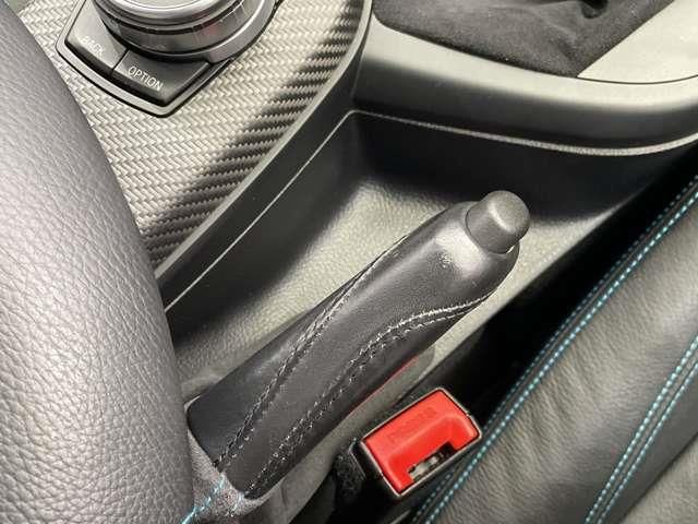 2017 BMW M2 缩略图 17