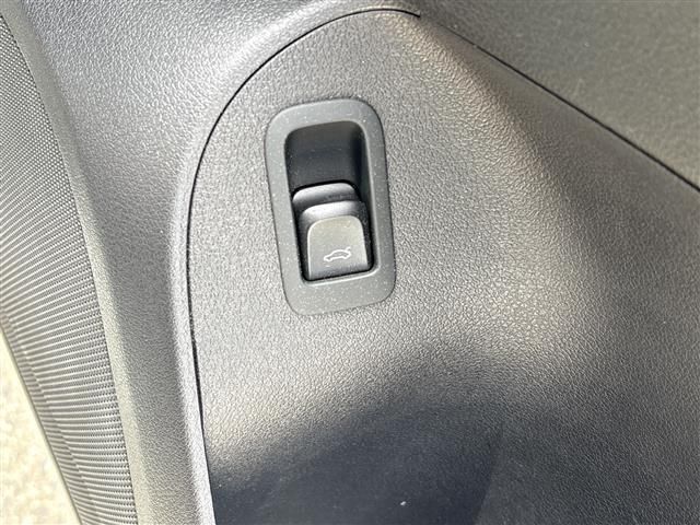 2010 AUDI QUATTRO 缩略图 12