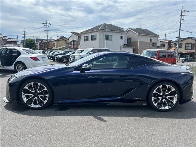 2017 Lexus LC — миниатюра 23