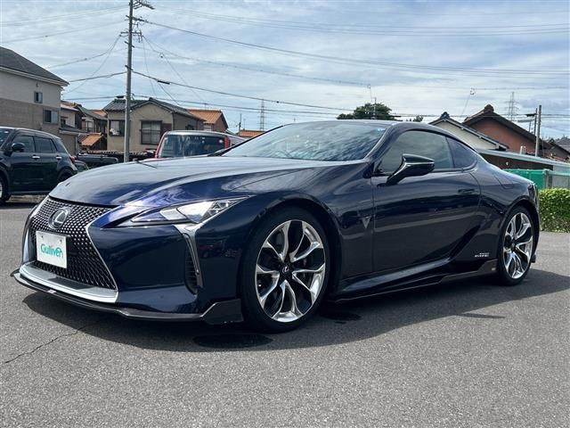 2017 Lexus LC — миниатюра 17
