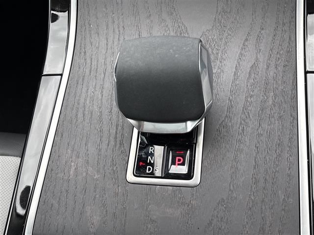 صورة مصغرة 19 لـ 2024 LAND Rover RANGE ROVER VELAR