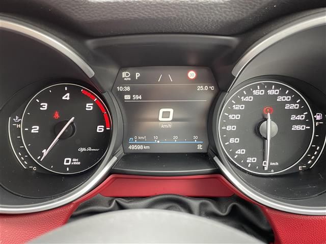2020 ALFA Romeo STELVIO — миниатюра 16