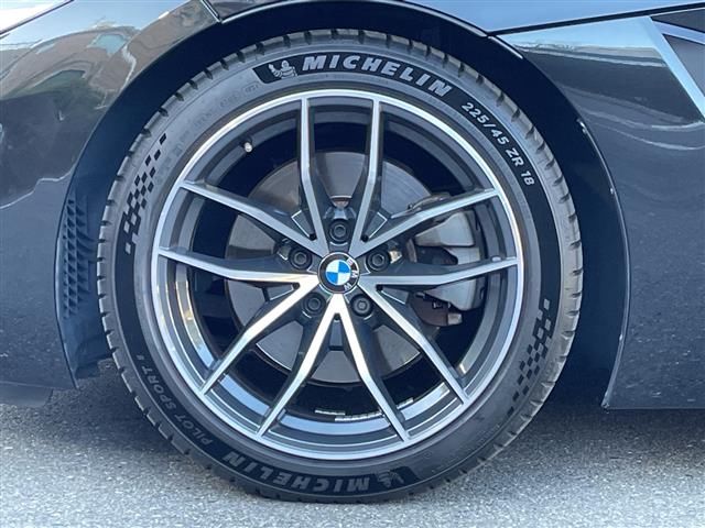 2019 BMW Z4 thumbnail 17