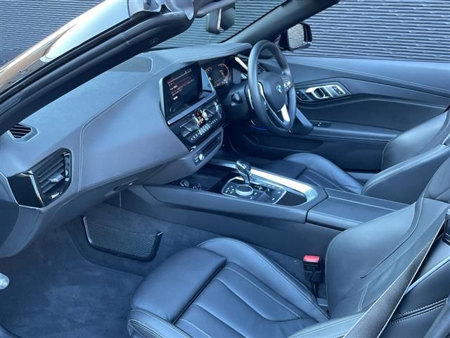 صورة 6 لـ 2019 BMW Z4