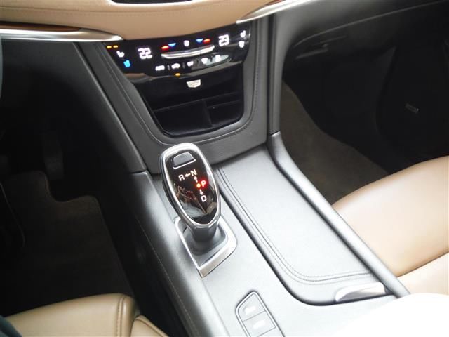 2018 Cadillac XT5 — миниатюра 19