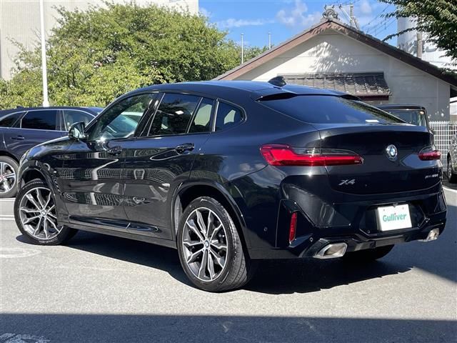 2023 BMW X4 photo 2