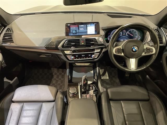 2018 BMW X3 photo 3