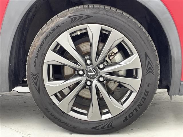صورة مصغرة 24 لـ 2018 Lexus UX