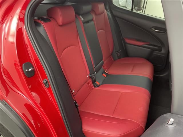 صورة مصغرة 18 لـ 2018 Lexus UX