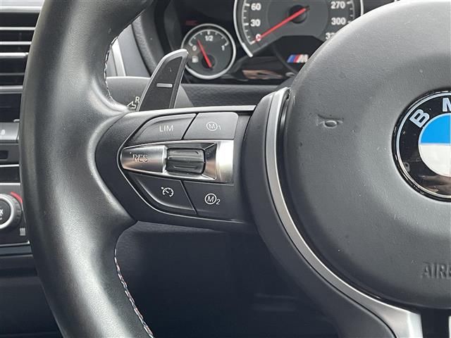 2017 BMW M4 — миниатюра 17