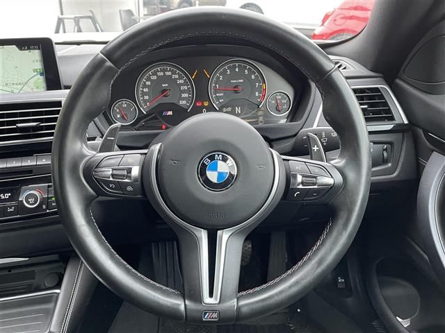 2017 BMW M4 — миниатюра 15