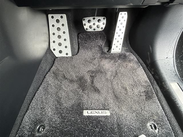 صورة مصغرة 24 لـ 2018 Lexus RX