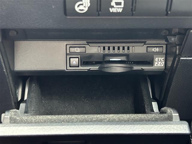 صورة مصغرة 21 لـ 2018 Lexus RX