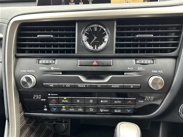 صورة مصغرة 16 لـ 2018 Lexus RX