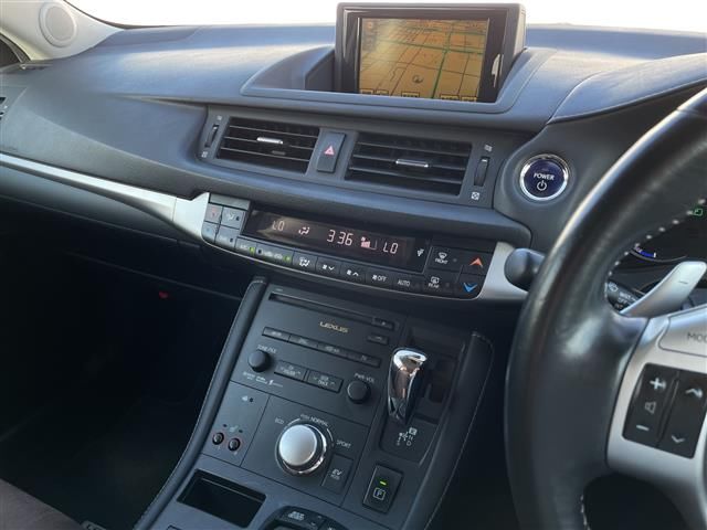 صورة مصغرة 16 لـ 2011 Lexus CT