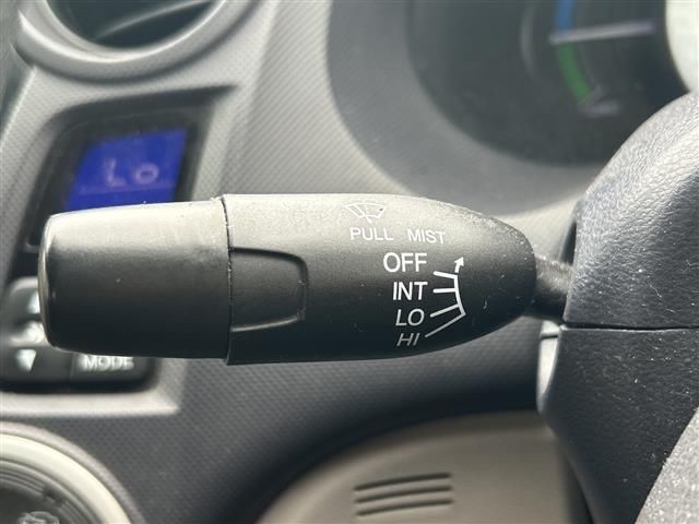 صورة مصغرة 16 لـ 2009 Honda INSIGHT