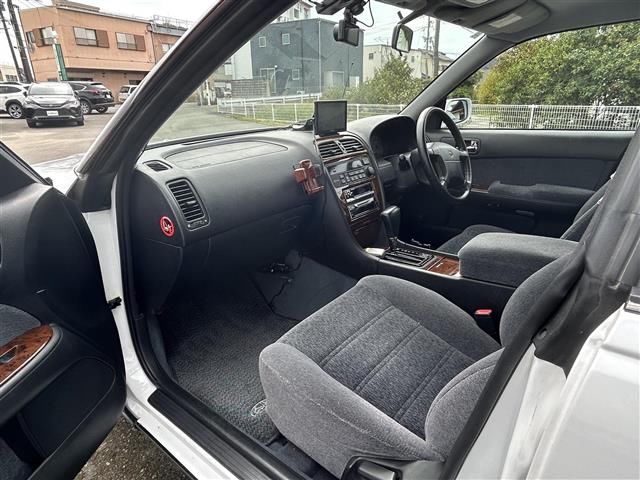 صورة مصغرة 24 لـ 1996 Nissan GLORIA