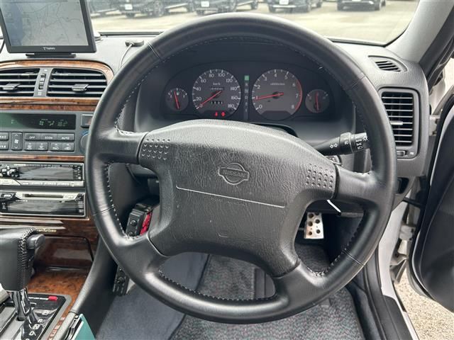 صورة 10 لـ 1996 Nissan GLORIA
