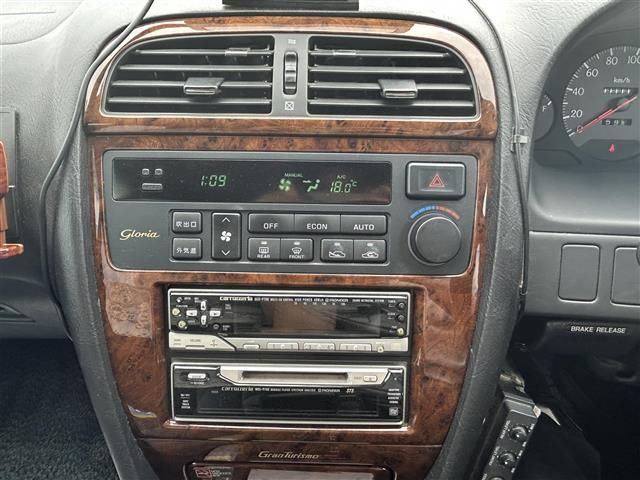 صورة 8 لـ 1996 Nissan GLORIA