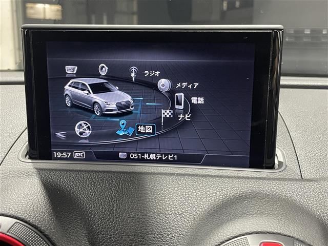 صورة مصغرة 24 لـ 2018 AUDI RS3