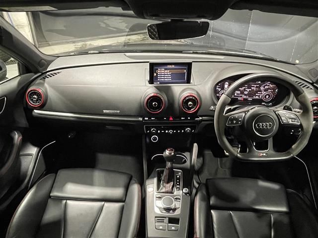 صورة مصغرة 3 لـ 2018 AUDI RS3
