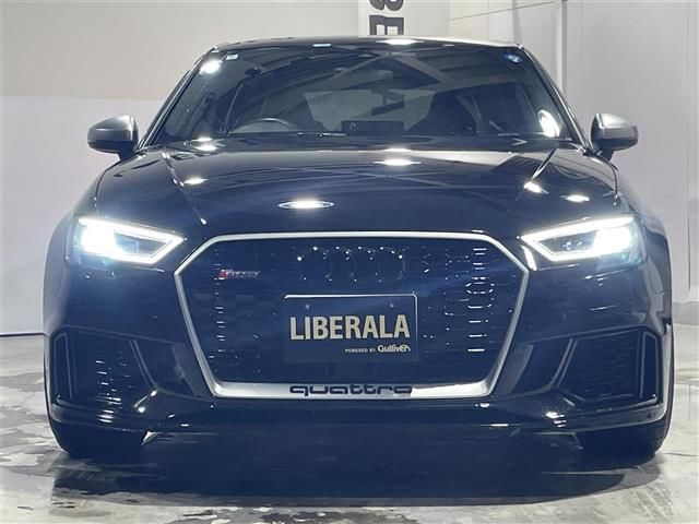 صورة مصغرة 9 لـ 2018 AUDI RS3