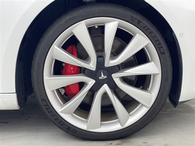 صورة مصغرة 23 لـ 2019 Tesla MODEL 3
