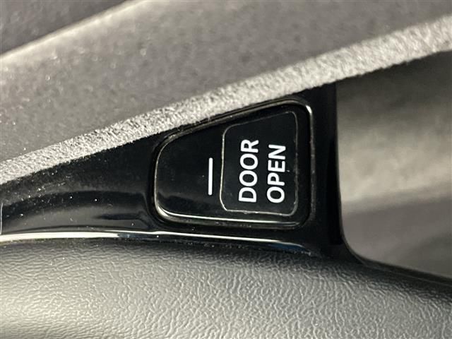 صورة مصغرة 16 لـ 2019 Tesla MODEL 3