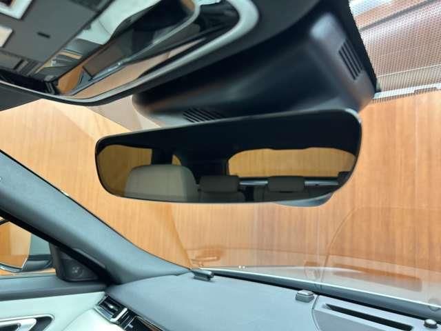 2017 LAND Rover RANGE ROVER VELAR — миниатюра 16