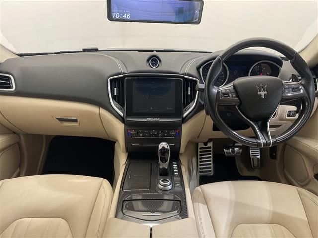 صورة 5 لـ 2017 Maserati GHIBLI