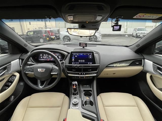 صورة 3 لـ 2021 Cadillac CT5