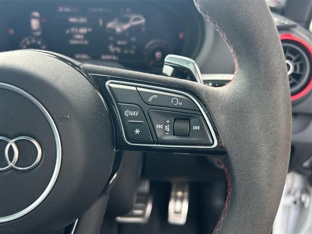 صورة مصغرة 24 لـ 2018 AUDI RS3
