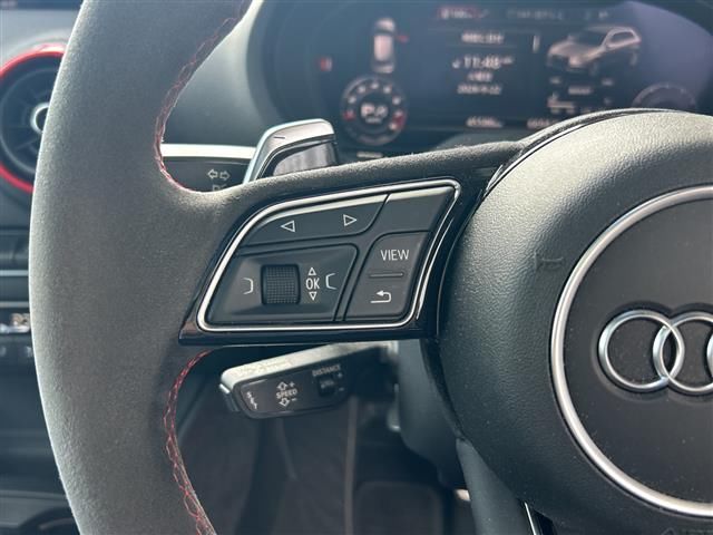 صورة مصغرة 23 لـ 2018 AUDI RS3