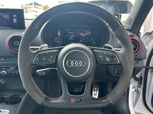 صورة مصغرة 22 لـ 2018 AUDI RS3