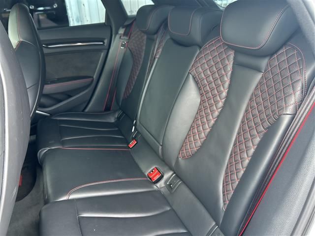 صورة مصغرة 21 لـ 2018 AUDI RS3