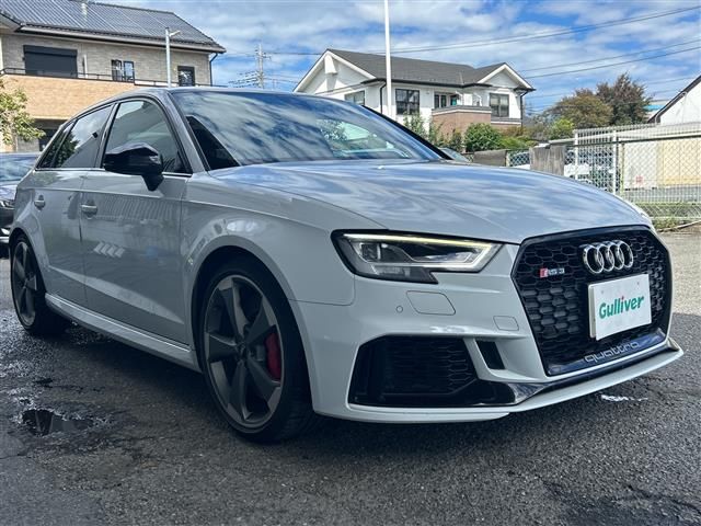 صورة 1 لـ 2018 AUDI RS3