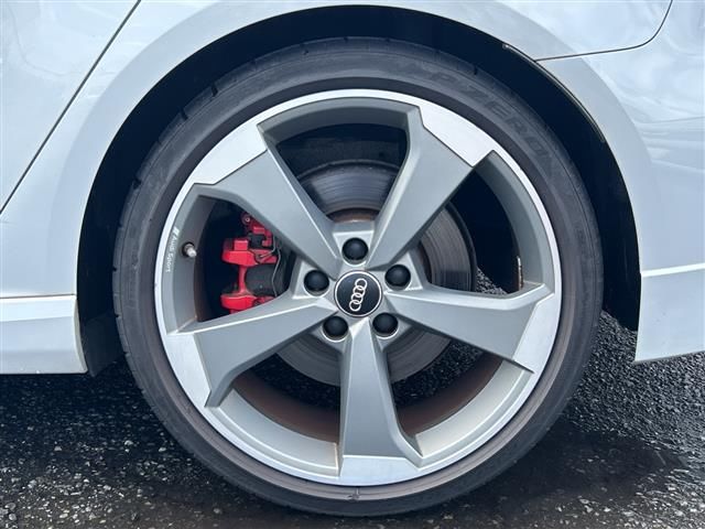 صورة مصغرة 13 لـ 2018 AUDI RS3