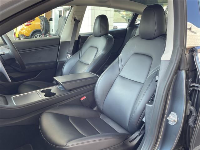 صورة مصغرة 12 لـ 2020 Tesla MODEL 3