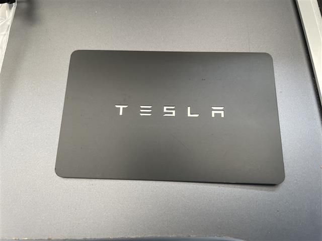 صورة 7 لـ 2020 Tesla MODEL 3