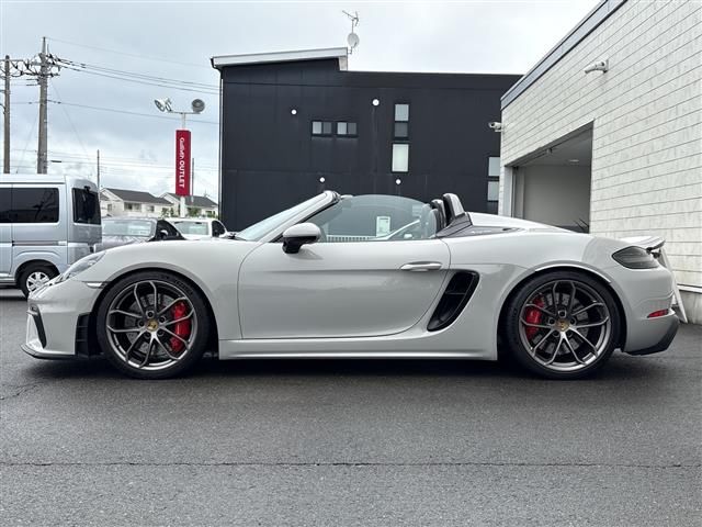 صورة مصغرة 14 لـ 2021 Porsche 718 SPYDER