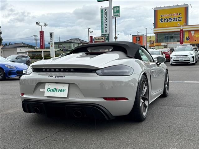 صورة 10 لـ 2021 Porsche 718 SPYDER