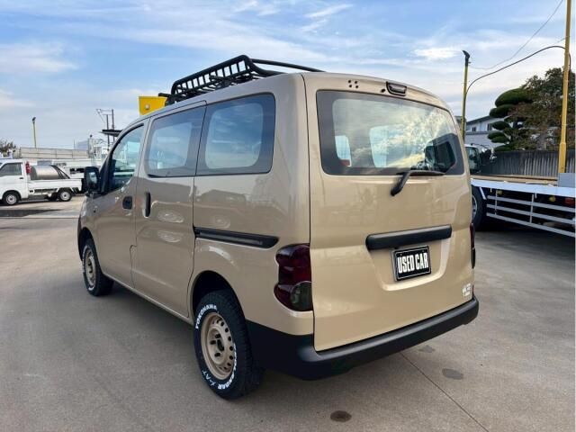 صورة 2 لـ 2010 Nissan NV200VANETTE WAGON