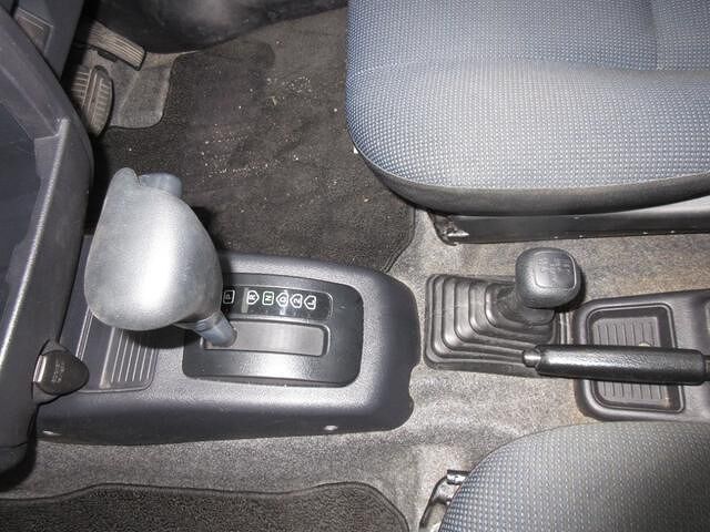 صورة 7 لـ 2008 Nissan KICKS