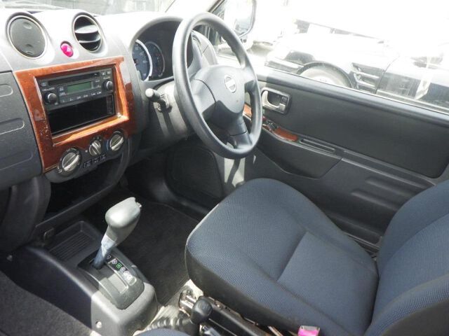 2008 Nissan KICKS 缩略图 3